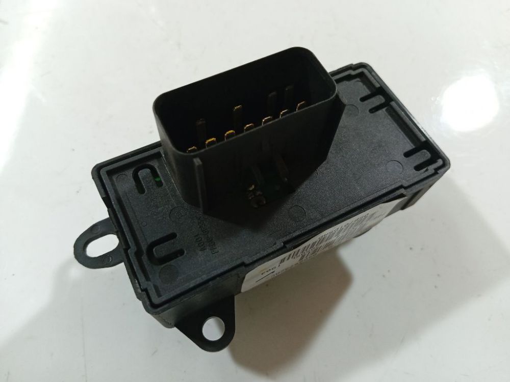 04685732AC Chrysler Voyager 2006 Power window control (Window Regulator-Window Switch) - Thumbnail 3