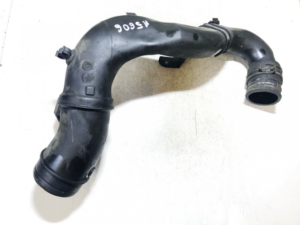 Skoda Octavia (1U2) Hatchback 1.9 TDi 110 (AHF) INTERCOOLER PIPE 2001  1j0129654