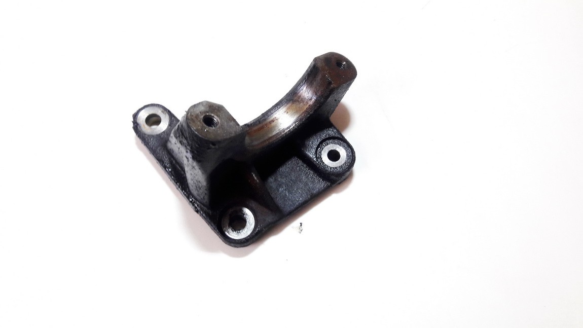 Volvo V70 2002 Variklio kronsteinas ir Greiciu dezes kronsteinas - Thumbnail 2