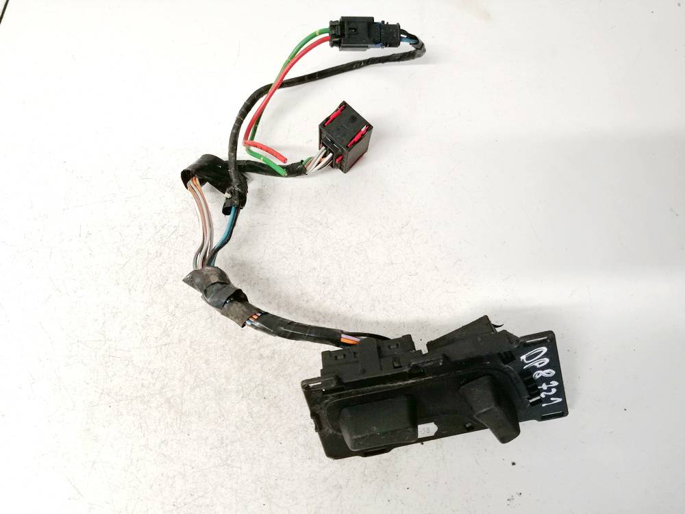 96422218ZL Peugeot 607 2000 Seat Control Button (seat control switch)