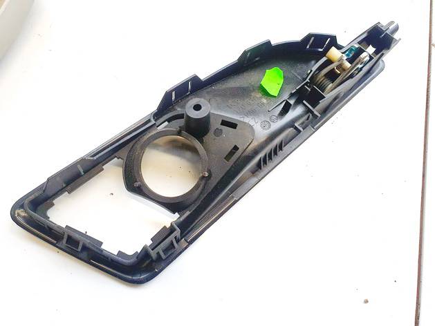 1Z0839247 Skoda Yeti 2012 Door Handle Exterior - REAR LEFT - Thumbnail 3