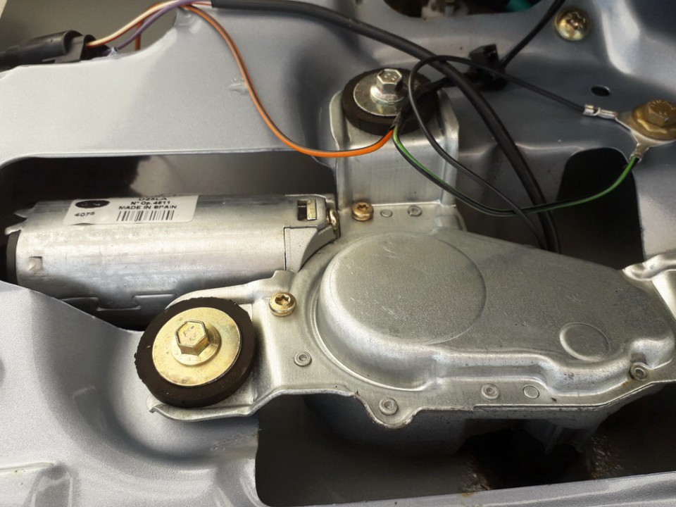 97KG17K441AD Ford KA 2005 Takalasin pyyhkimen moottori - TAKANA - Thumbnail 2