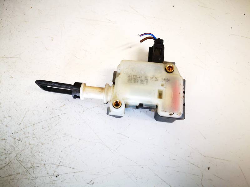 3B0959781D Porsche Cayenne 2006 Fuel Flap Motor