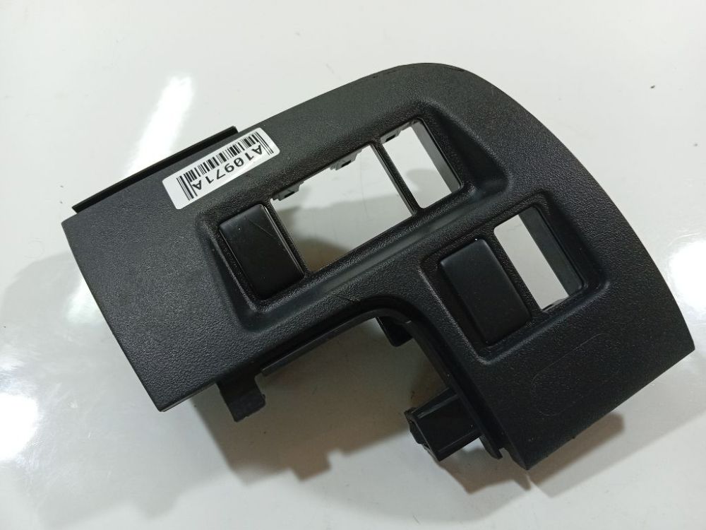 684851HB0A Nissan Micra 2013 Salona apdare (plastmasas)