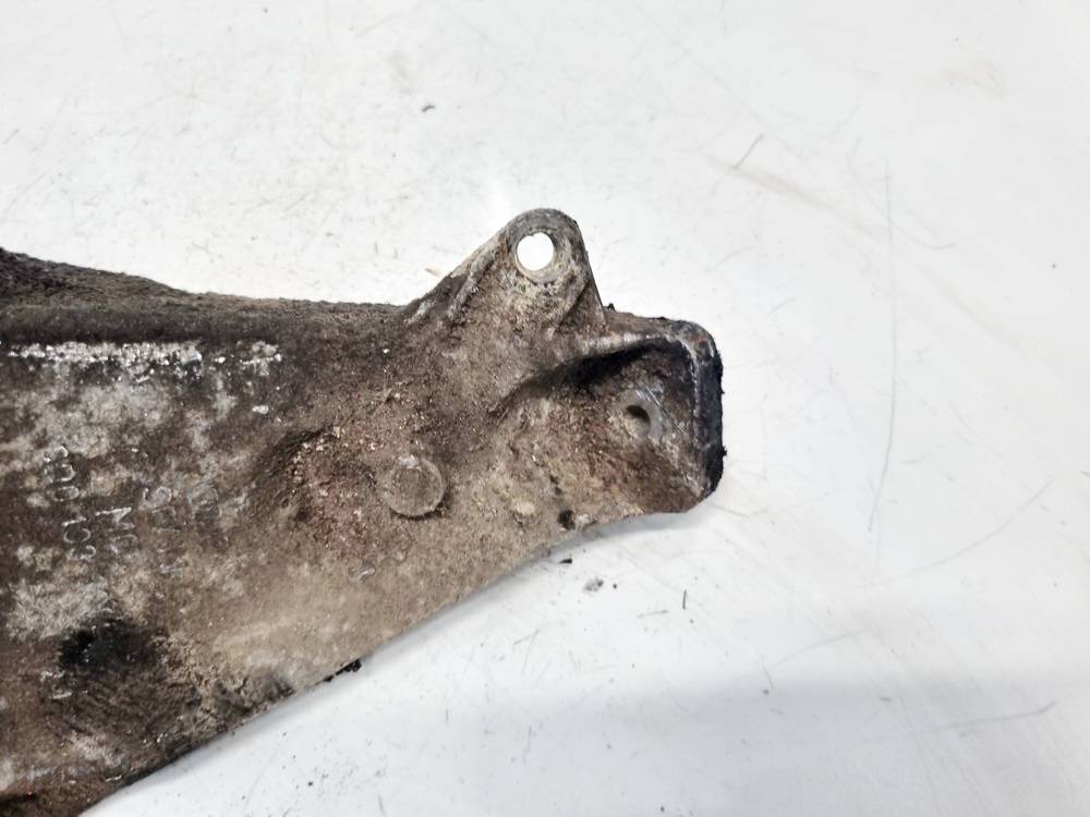 8D0199308L Volkswagen Passat 1997 Engine Mount Bracket and Gearbox Mount Bracket - Thumbnail 2