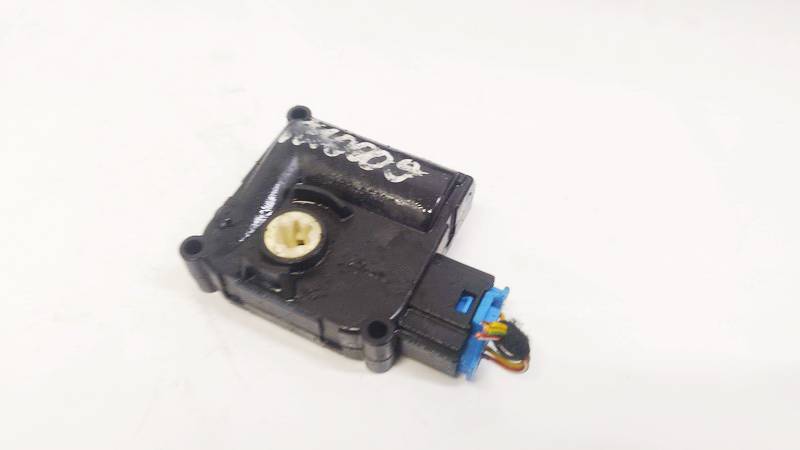 4F0820511A Audi A6 2009 Peciuko sklendes varikliukas - Thumbnail 3