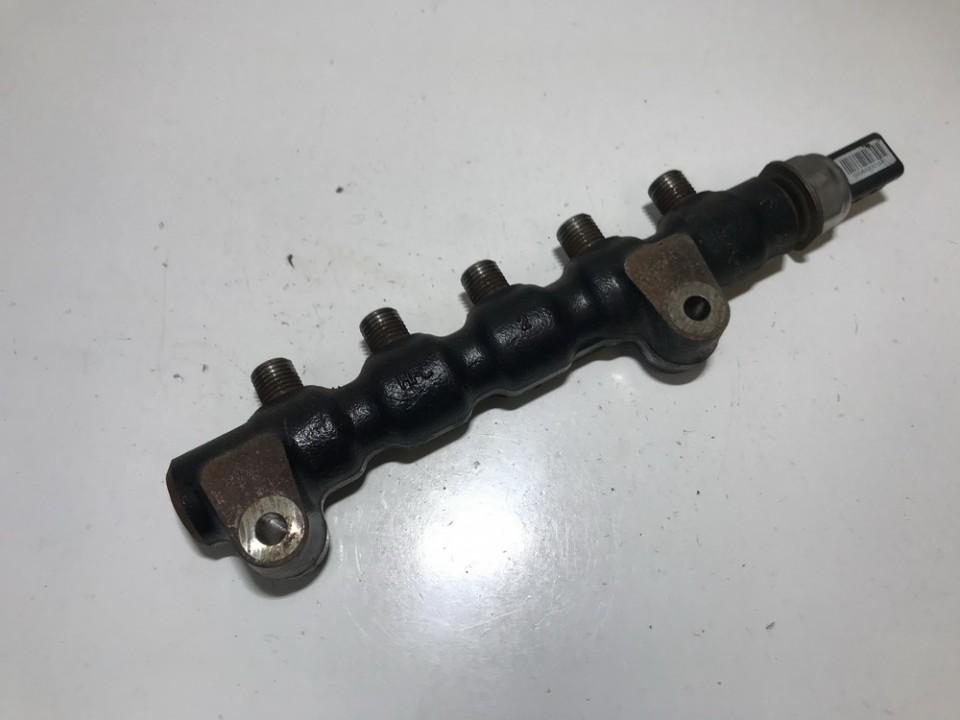 9654592680 Citroen Xsara Picasso 2007 Fuel injector rail (injectors)(Fuel distributor) - Thumbnail 2