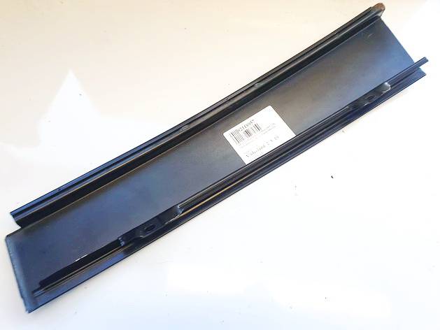 5M083990103C Volkswagen Golf Plus 2005 panneau de porte arriere gauche - Thumbnail 3