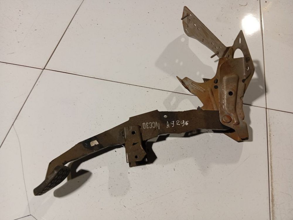 Mazda 5 2005 Stabdziu pedalas