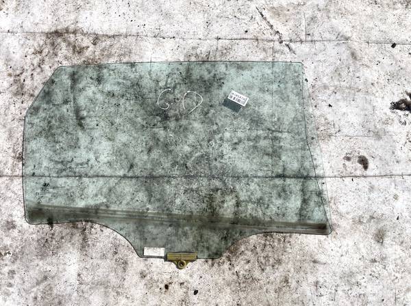 AS2 Hyundai i30 2010 Oven lasi - TAKANA OIKEALLA