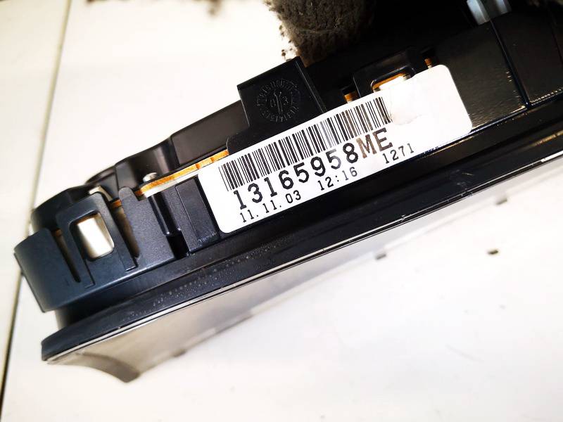 13165958ME Opel Vectra 2004 Nopeusmittari – mittaristo - Thumbnail 3