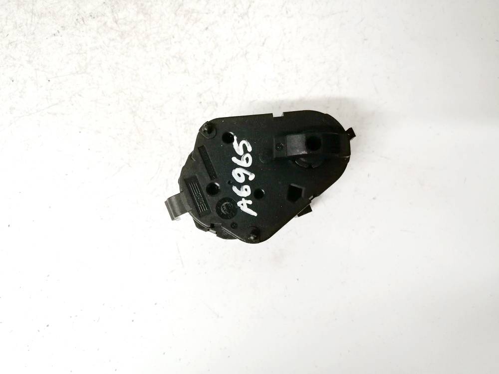 69354409 BMW X5 2004 Peciuko sklendes varikliukas - Thumbnail 2