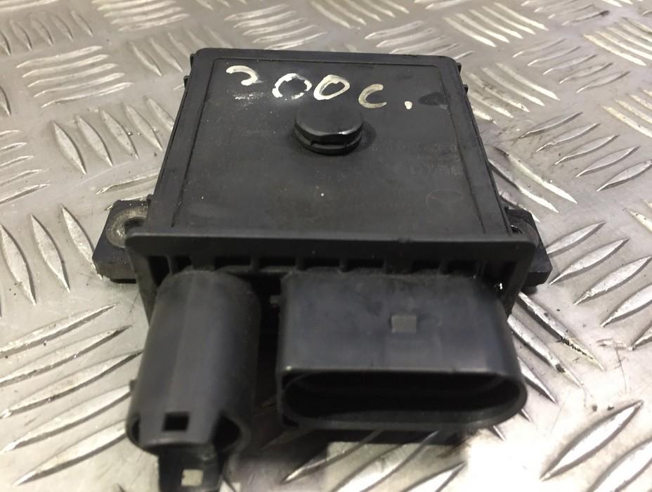 A6421532079 0522140202, DC8G0227 Glow plug relay Chrysler 300C 2007 3.0L EIS00348969 Used
