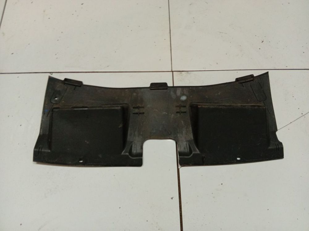 6M2116613AC Ford Mondeo 2007 Aizsargs virs radiatora - Dzinēja pārsega slēdzenes apdare - Thumbnail 3