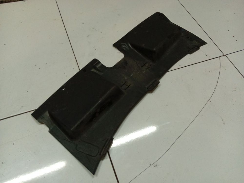 6M2116613AC Ford Mondeo 2007 Aizsargs virs radiatora - Dzinēja pārsega slēdzenes apdare - Thumbnail 4