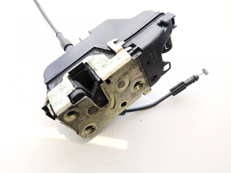 050060 Nissan Primera 2004 Door Lock Mechanism - FRONT RIGHT