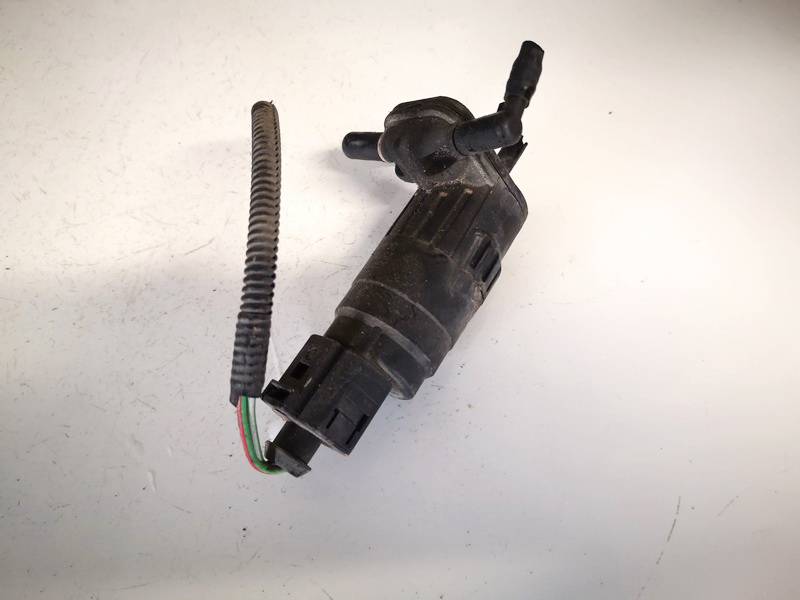 1T0955651A Skoda Octavia 2004 Priekšējā stikla mazgāšanas sūknis - Thumbnail 2