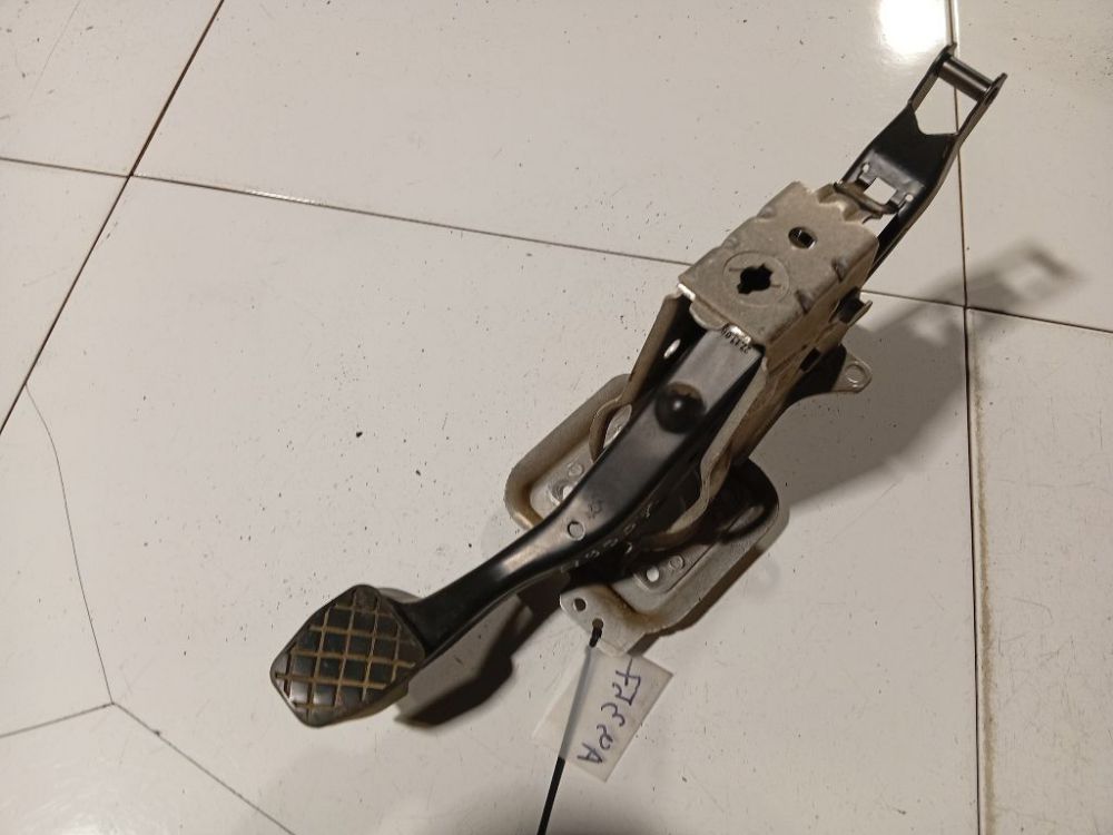 1K1721057AD Skoda Octavia 2006 Pedal work, Brake pedal, Pedal bracket, Clutch pedal