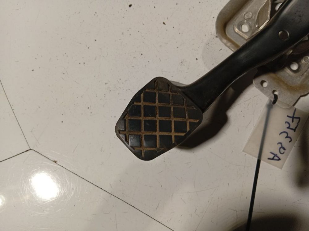 1K1721057AD Skoda Octavia 2006 Stabdziu pedalas - Thumbnail 2