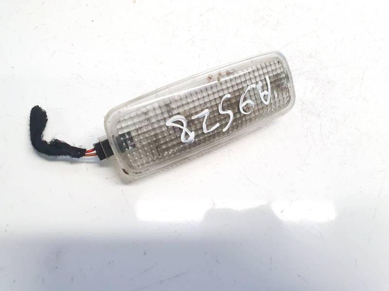 8L0947105A Audi A6 2001 Salono lemputė