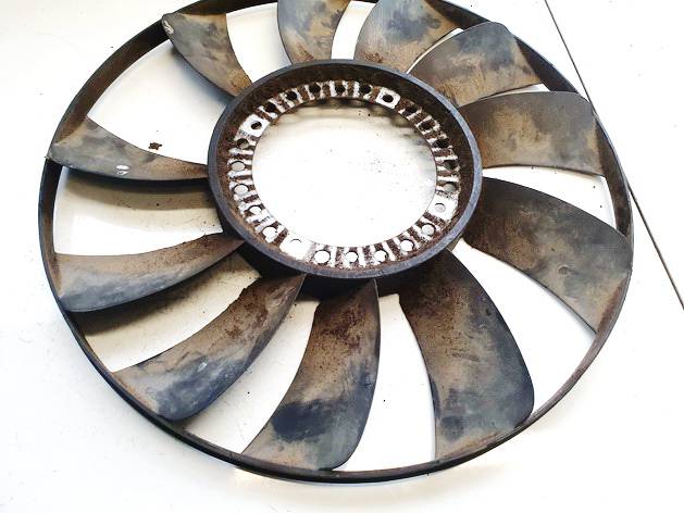 058121301B Audi A4 1997 Fan Blade