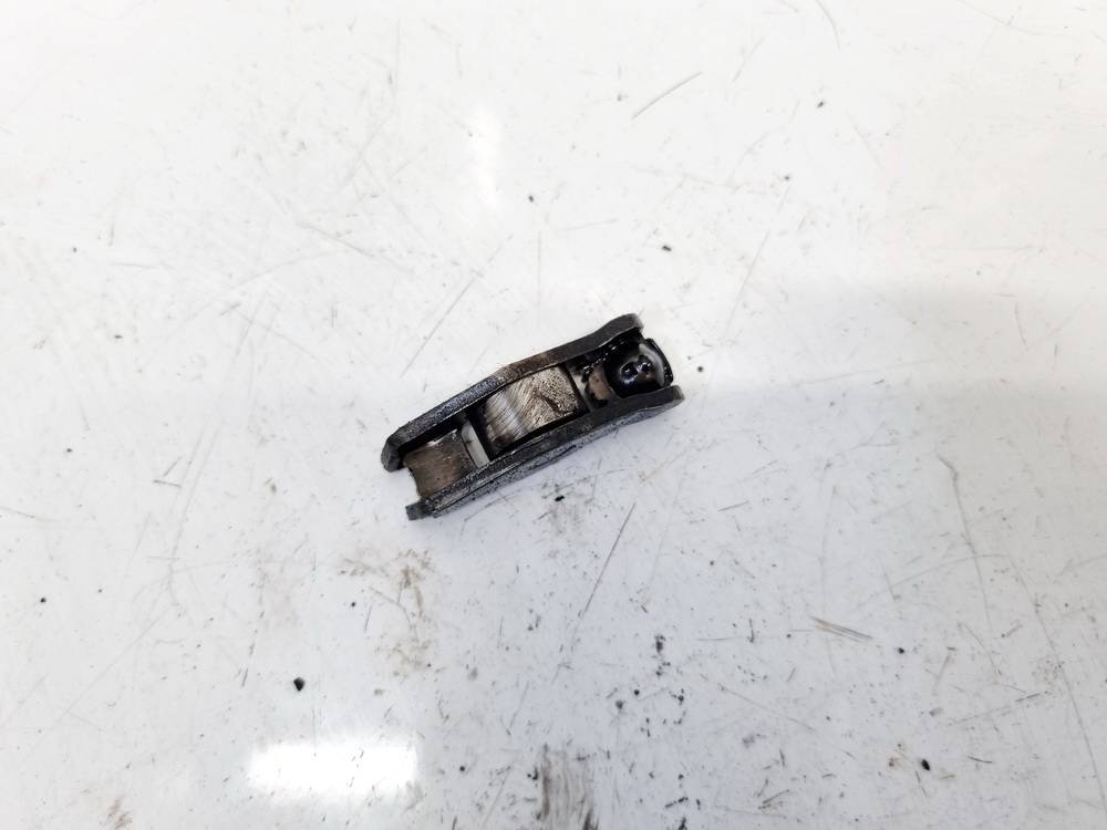 BMW 3-Series 2000 Voztuvo pakelejas (voztuvo svirtele, karomislai)