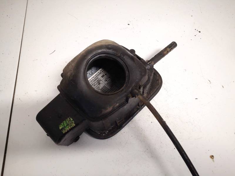 1Z9010768 Skoda Octavia 2012 Fuel door Gas cover Tank cap (FUEL FILLER FLAP) - Thumbnail 2