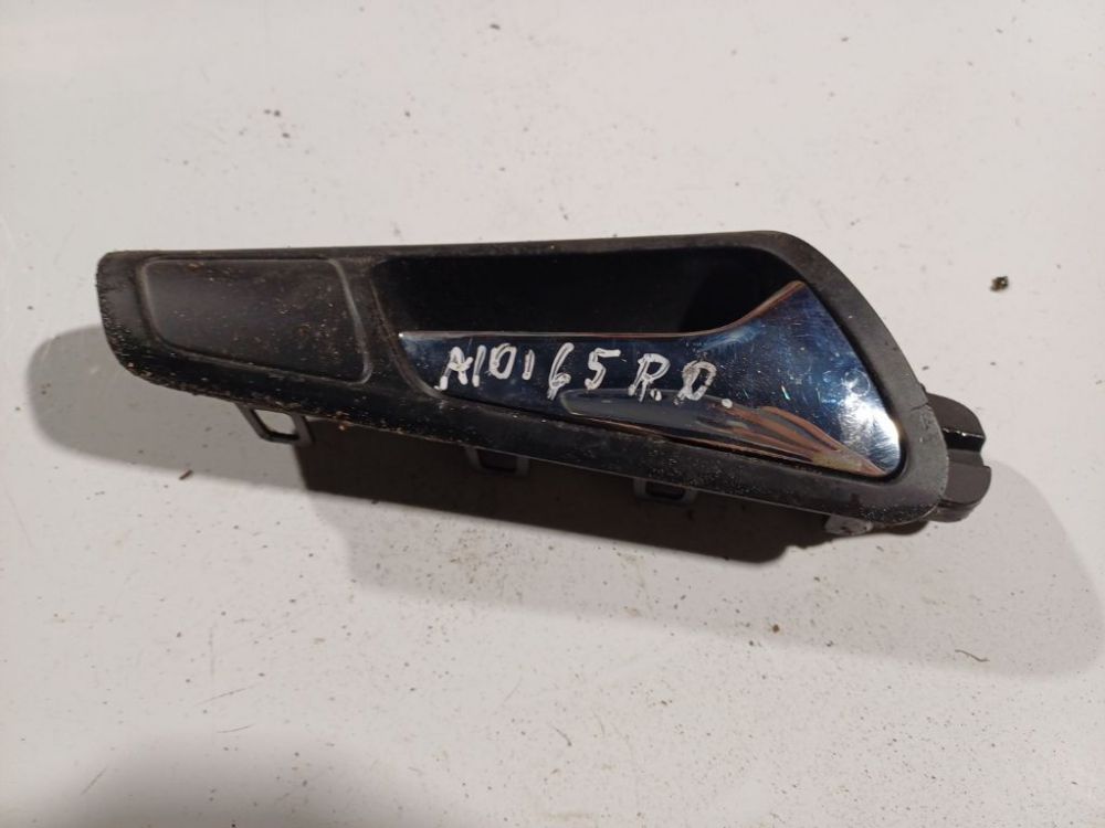 3C1837114 Volkswagen Passat 2006 Door Handle Interior - FRONT RIGHT