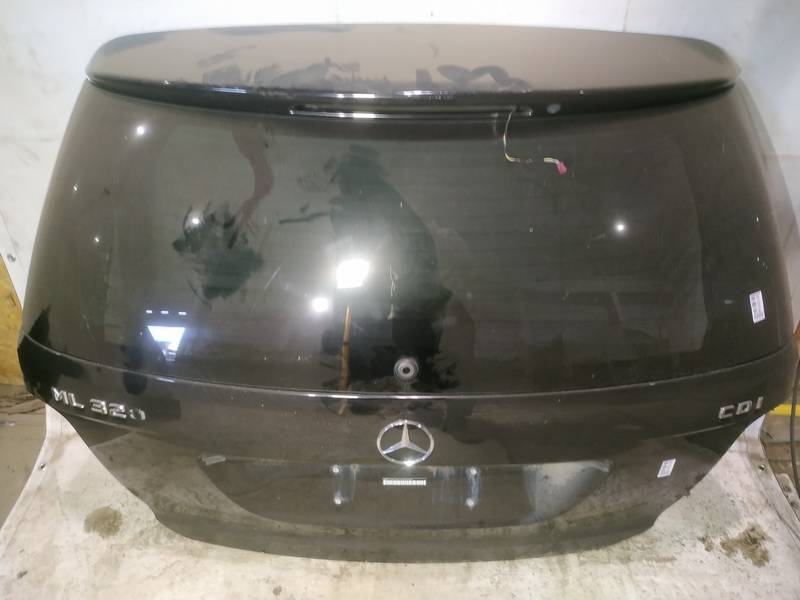 JUODAS Mercedes-Benz ML-CLASS 2005 Aizmugurējais vāks (pārsegs) - AIZMUGURE