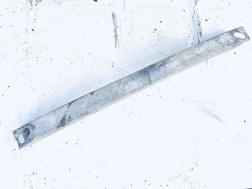 Nissan Primera 2003 Bumper reinforcement - FRONT