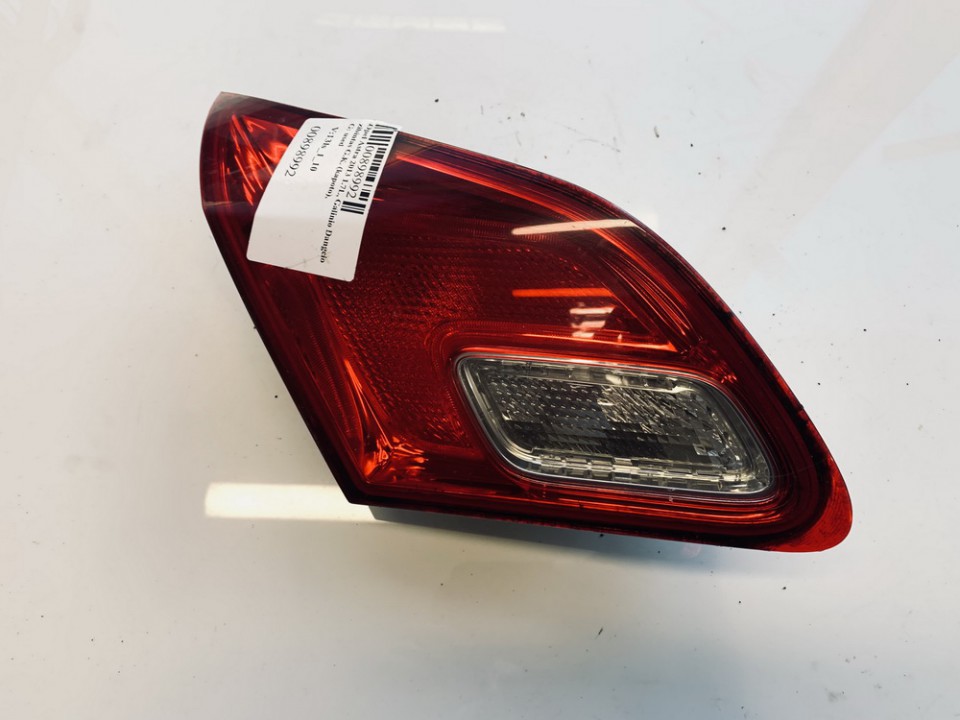 Opel Astra 2013 Tail light inner - REAR LEFT