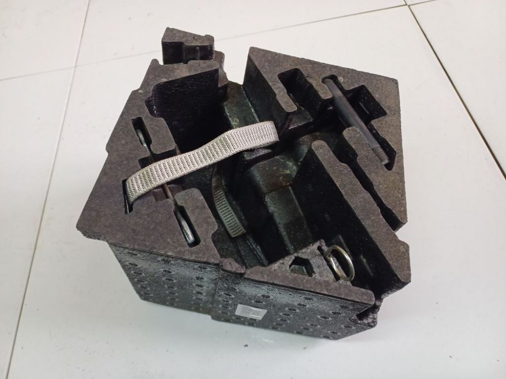 8Z0612109 Audi A2 2002 Tool kit