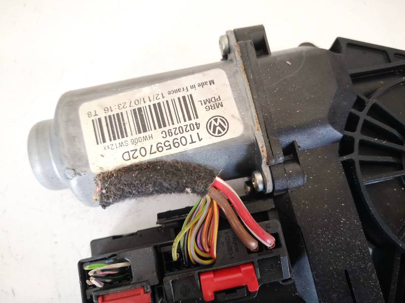 1T0959702D Skoda Octavia 2007 Window Motor - FRONT RIGHT - Thumbnail 2