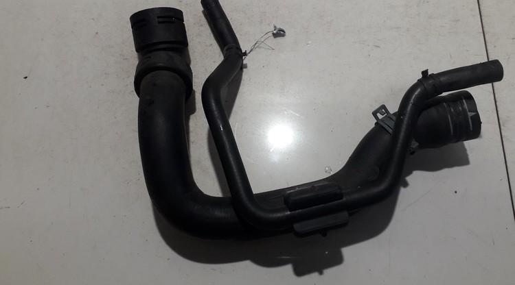 8D0121107M Volkswagen Passat 2006 Radiator Hose (Water Hose)