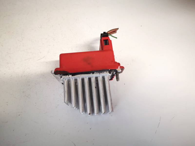 1J0907521 Skoda Octavia 2004 Sildītāja pretestība (sildītāja ventilatora motora pretestība)