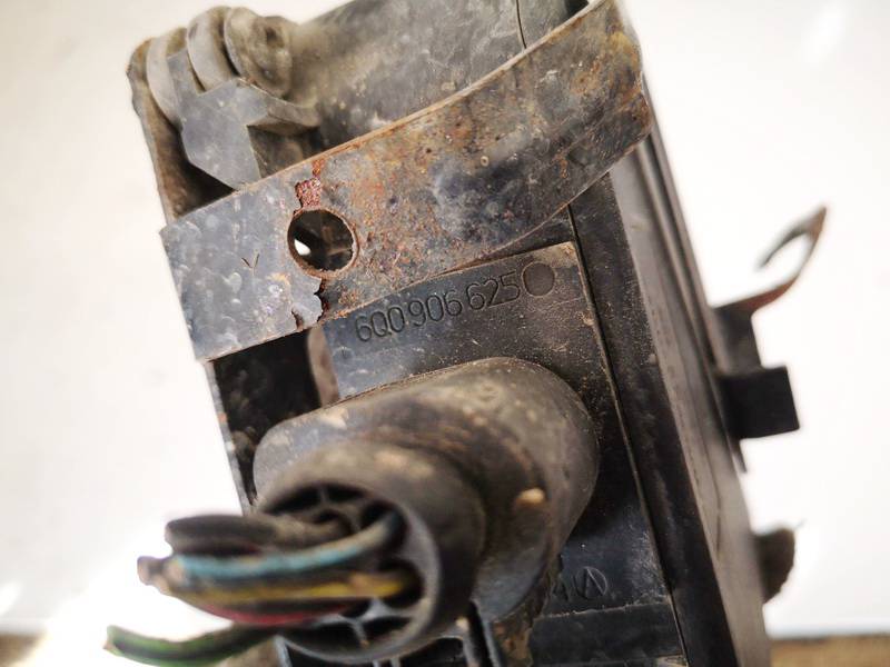 6Q0906625 Skoda Octavia 2007 Electrical selenoid (Electromagnetic solenoid) - Thumbnail 3