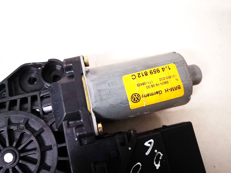 1J4959812C Volkswagen Golf 2000 Window Motor - REAR RIGHT - Thumbnail 2