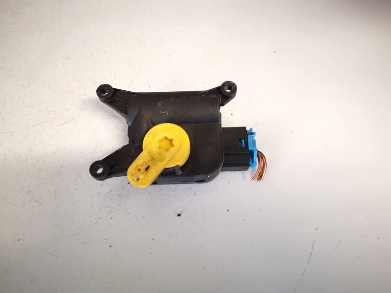 1J1907511E Skoda Octavia 2004 Sildītāja vārsta motoriņš - Thumbnail 2