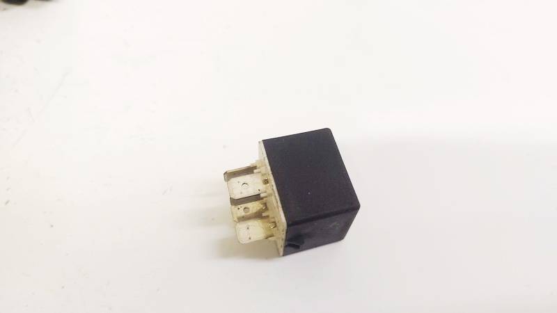 12V35A03548 Citroen C3 Pluriel 2003 Przekaźnik