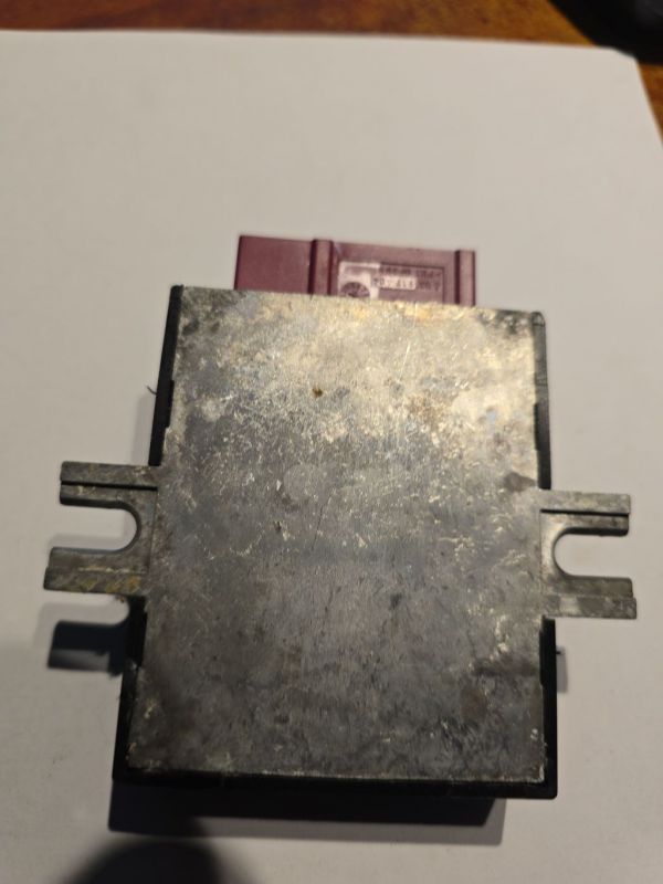 7276046 BMW X6 2014 Polttoainepumpun rele - Thumbnail 2