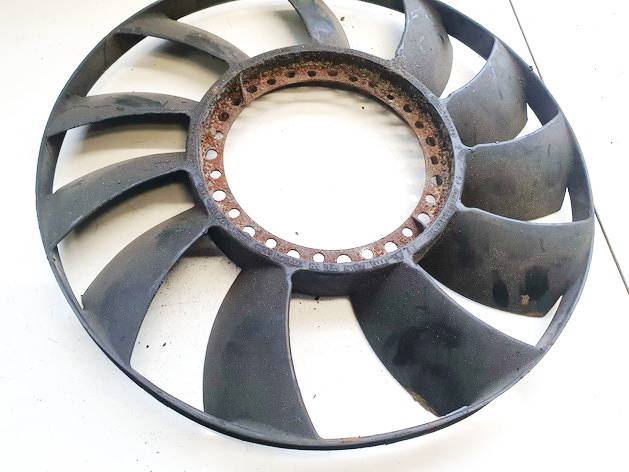 059121301A Audi A4 2002 Fan Blade - Thumbnail 3