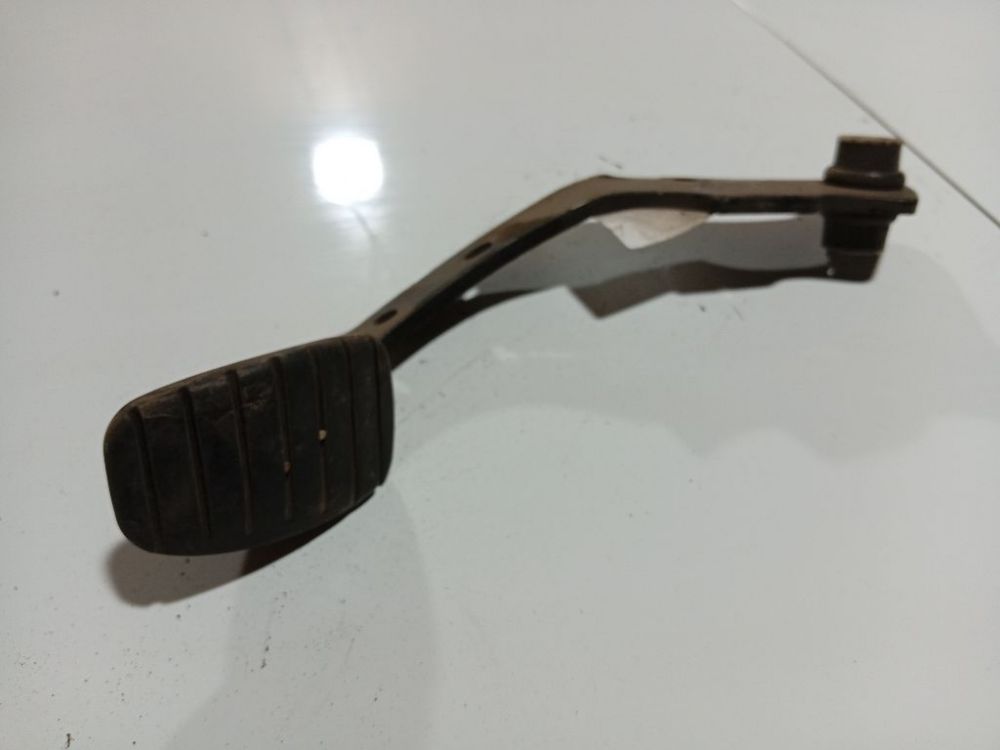 Renault Clio 2004 Pedał hamulca