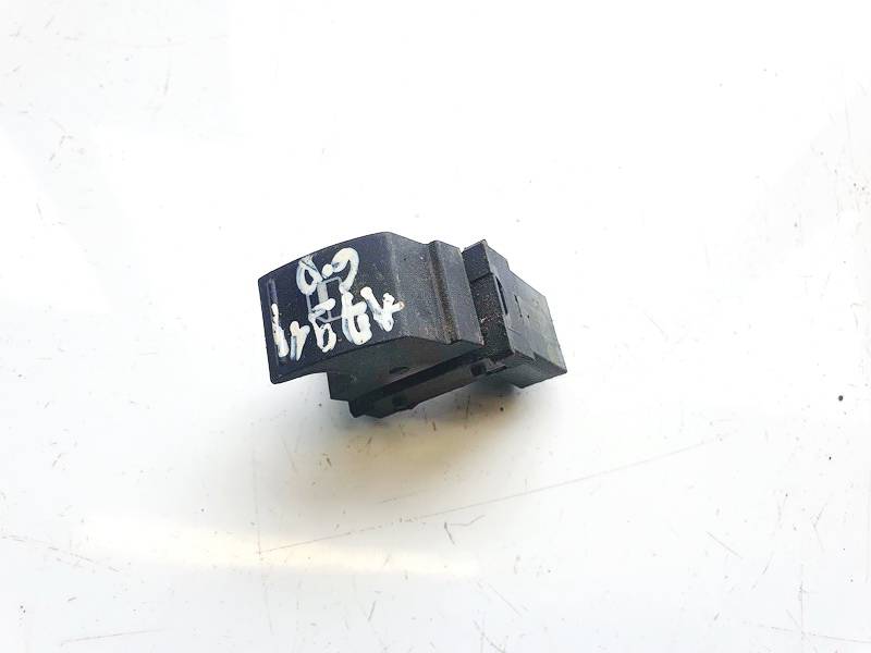 7L6959855B Volkswagen Passat 2006 Przycisk sterowania szybą (przyciski podnoszenia szyby)