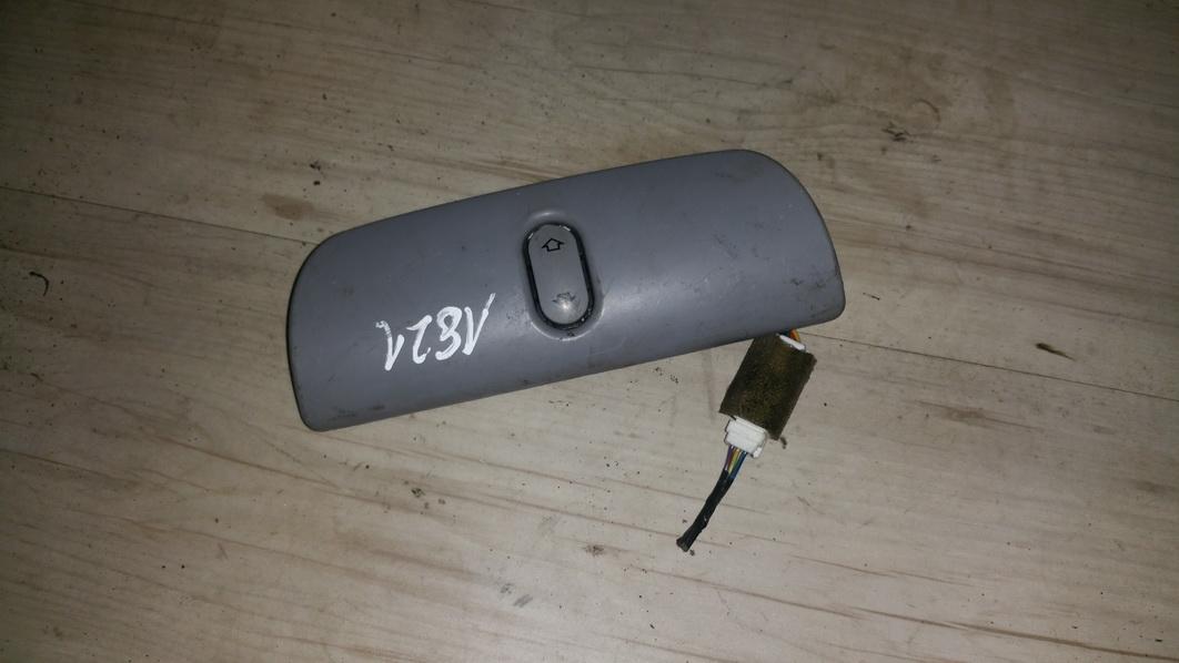 Nissan Primera 2004 Stiklo valdymo mygtukas (lango pakeliko mygtukai)