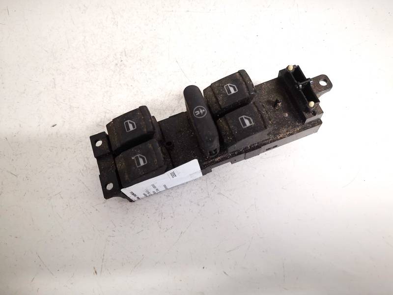 1J4959857B Volkswagen Golf 2001 Power window control (Window Regulator-Window Switch)