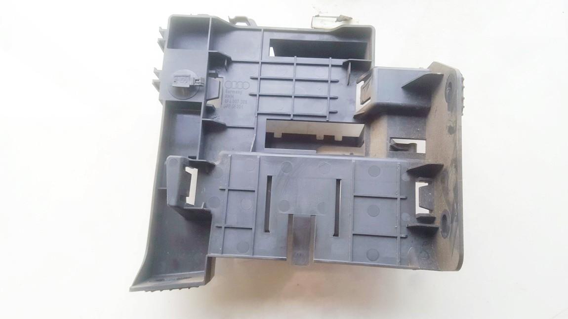 8P4907368 Audi A3 2006 Other car part