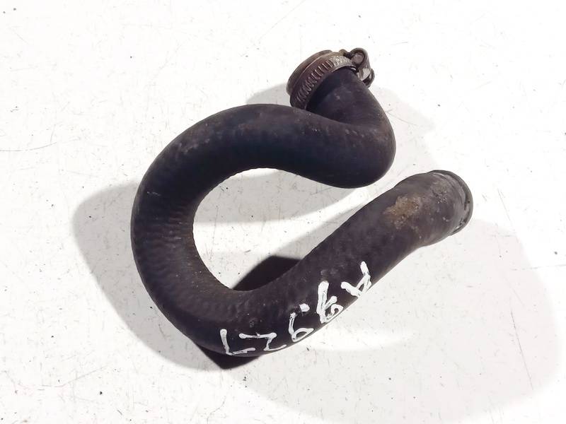 BMW 3-Series 2004 Ūdens šļūtene