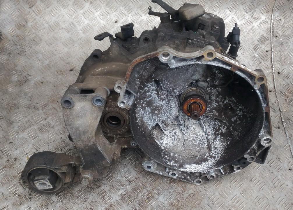 FM57301 SAAB 9-3 2000 Greiciu deze