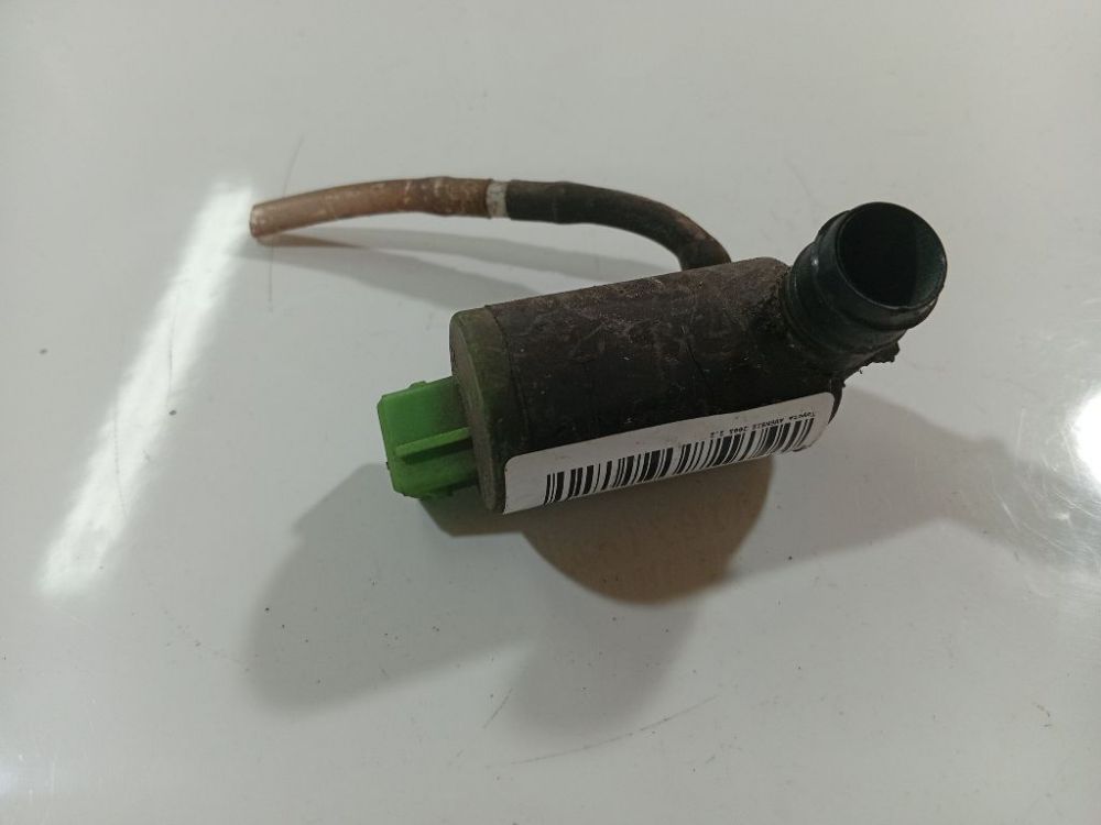 Toyota Avensis 2005 Tuulilasinpesurin moottori