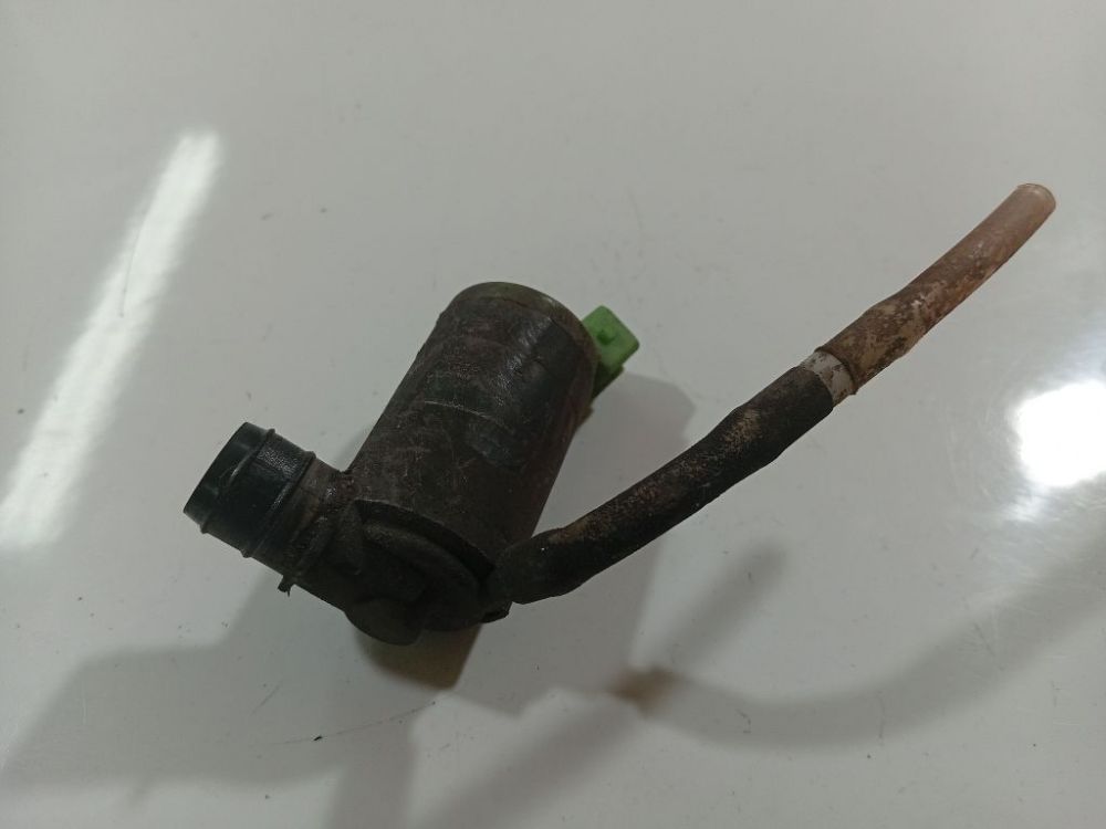 Toyota Avensis 2005 Tuulilasinpesurin moottori - Thumbnail 2